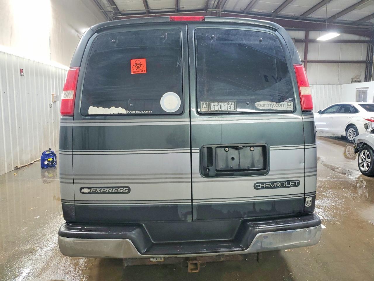 2003 CHEVROLET Express 1500