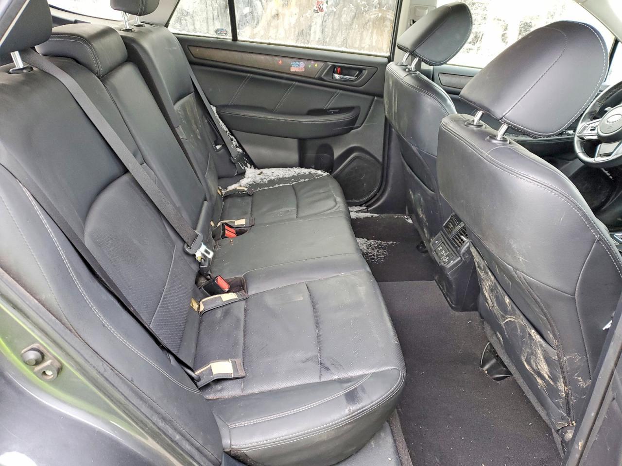 2019 SUBARU Outback