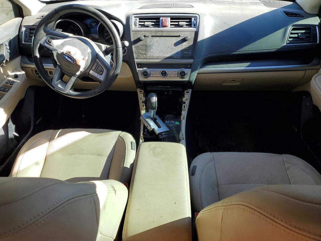 2017 SUBARU Legacy