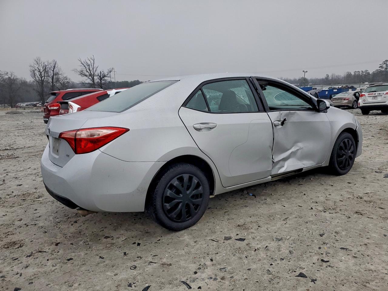 2018 TOYOTA COROLLA