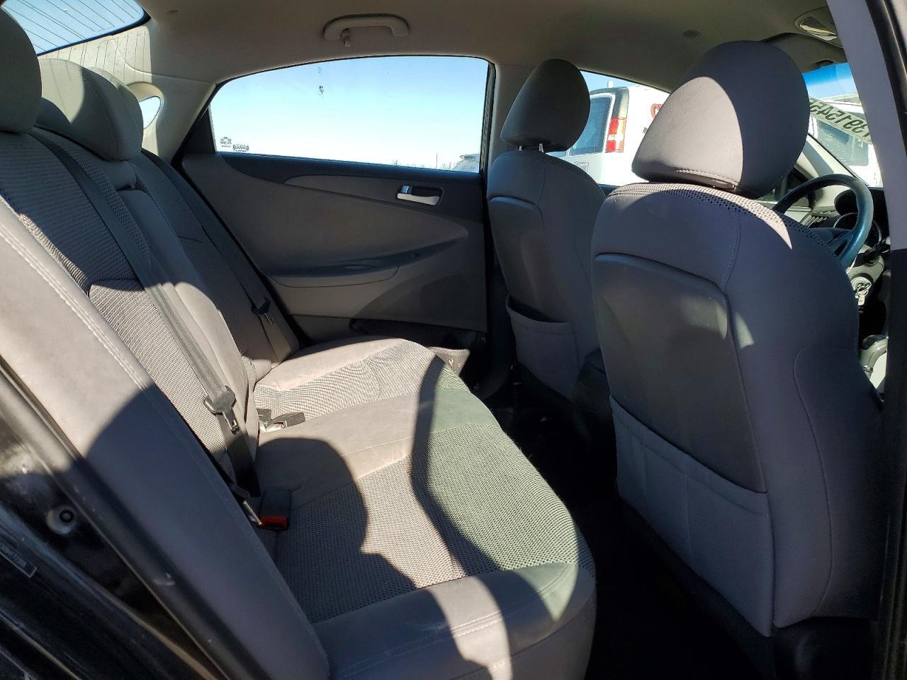 2011 HYUNDAI SONATA