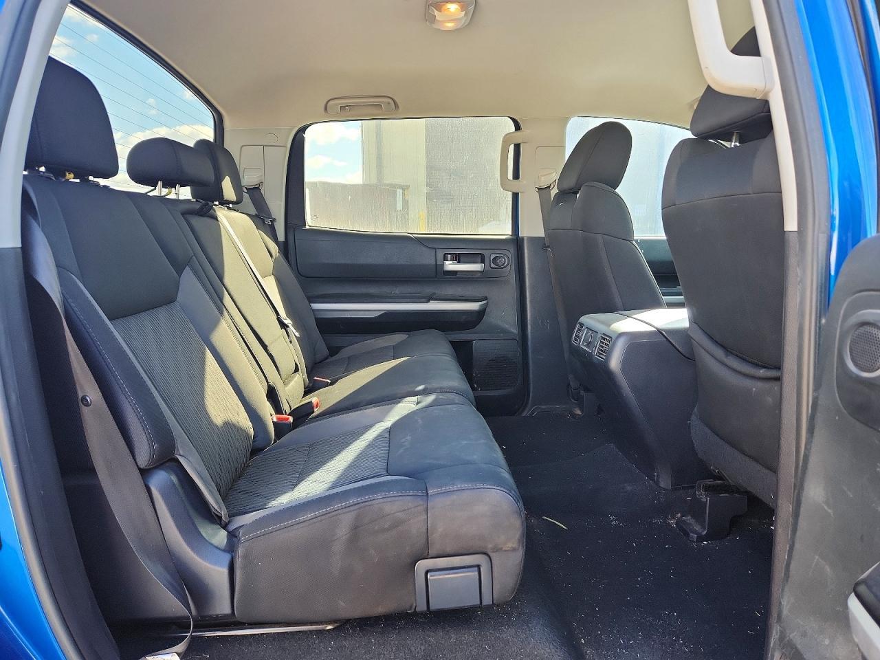 2017 TOYOTA TUNDRA