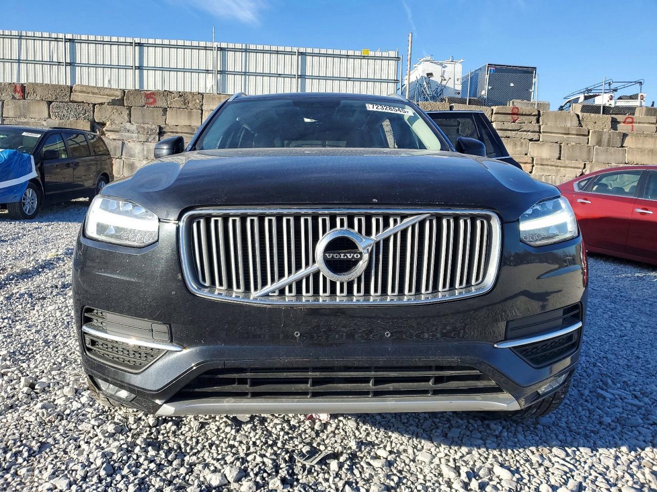 2019 VOLVO XC90
