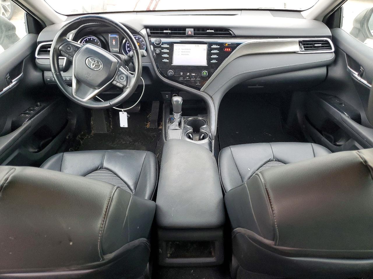 2018 TOYOTA CAMRY