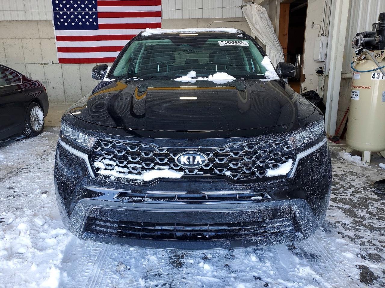 2021 KIA SORENTO