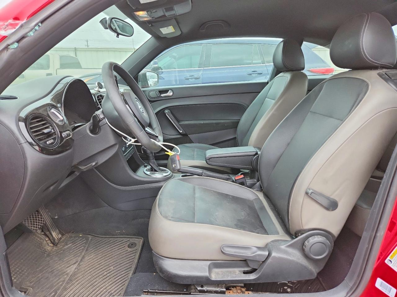 2015 VOLKSWAGEN Beetle