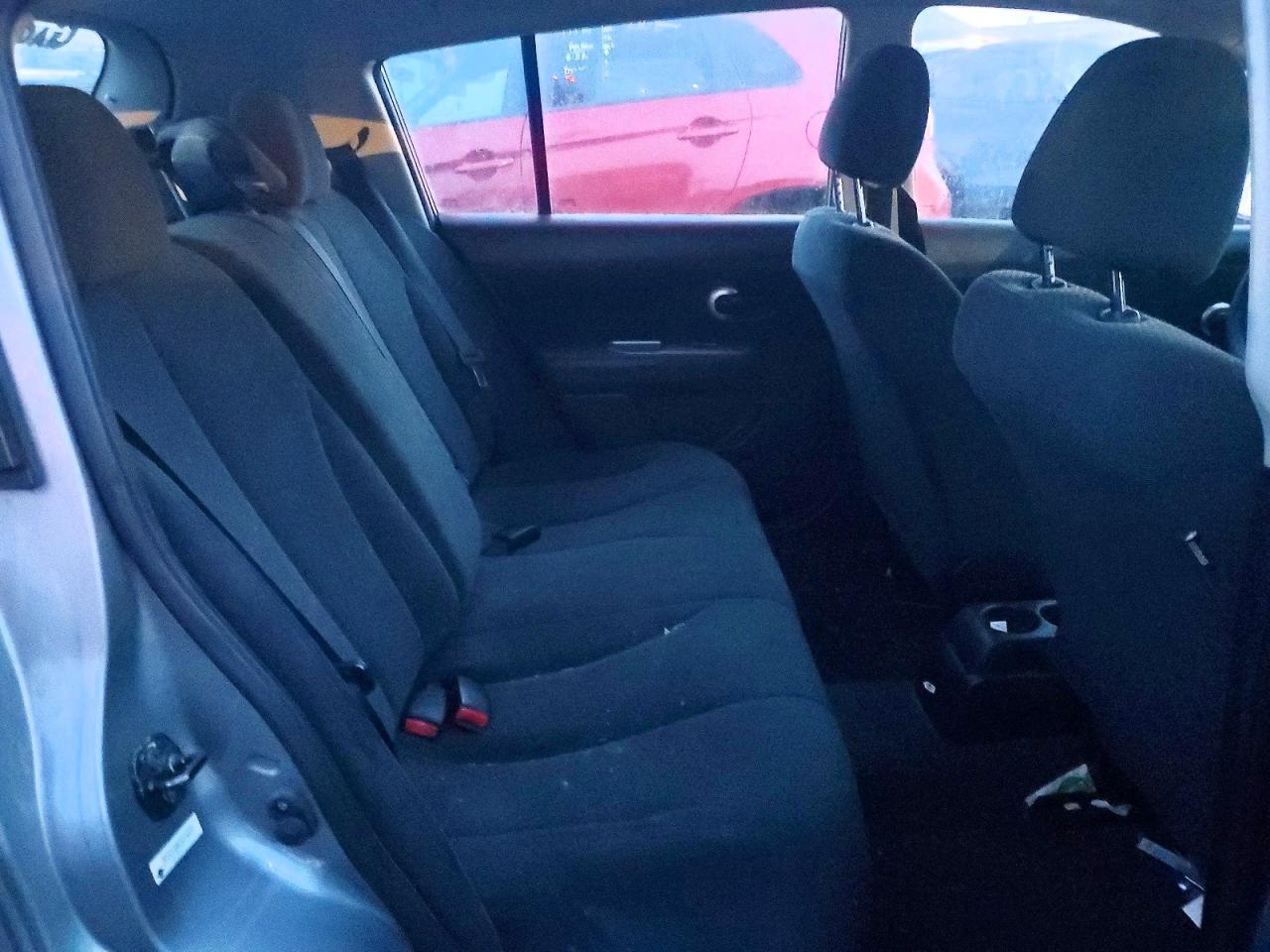 2012 NISSAN VERSA
