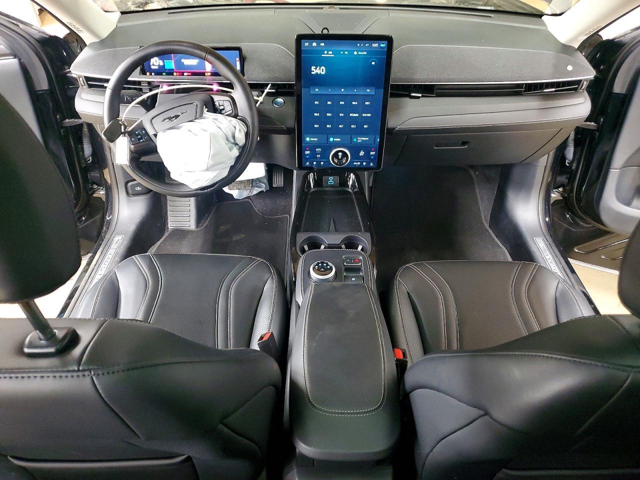 2023 FORD Mustang Mach-E
