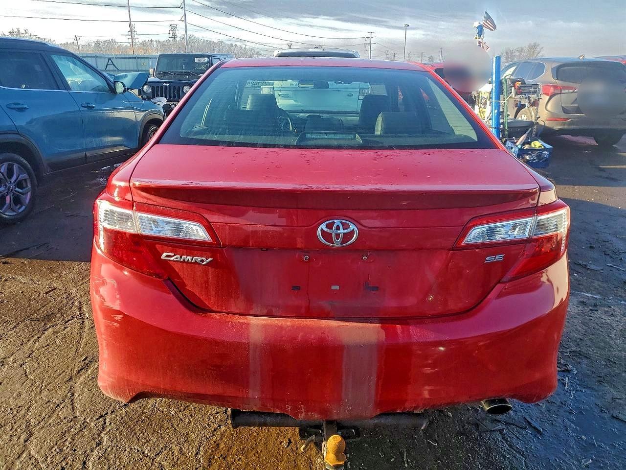 2014 TOYOTA CAMRY