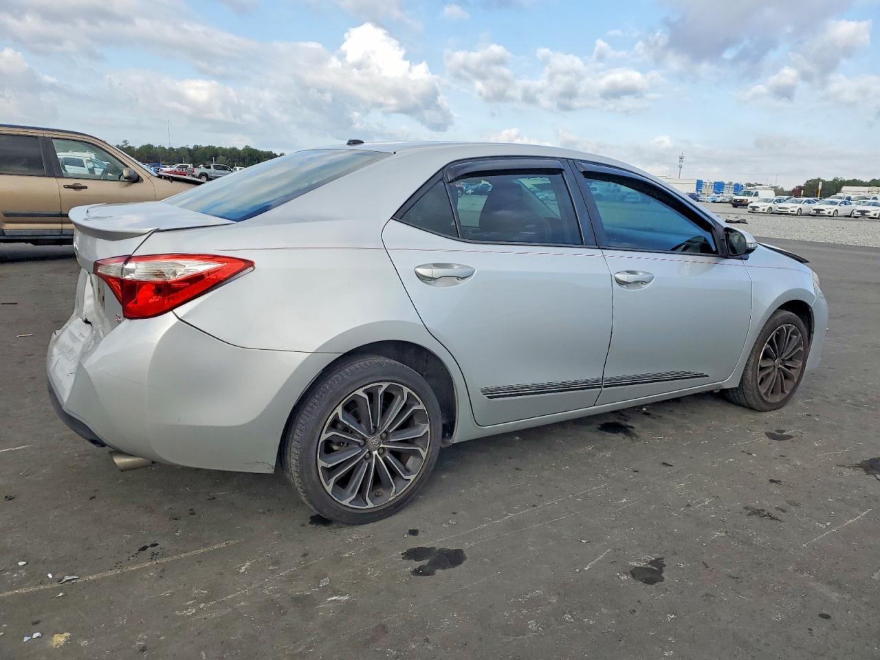 2014 TOYOTA COROLLA