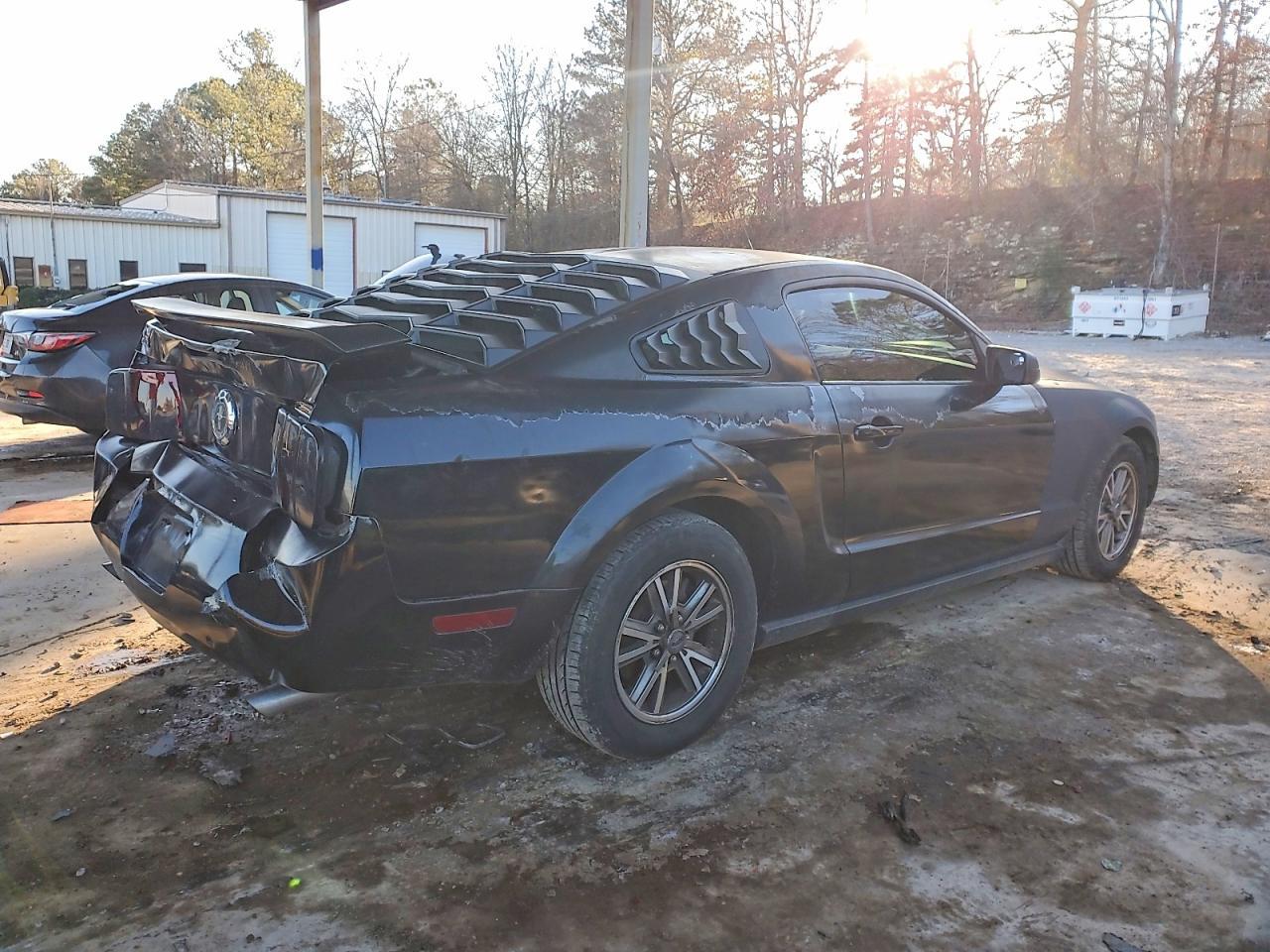 2005 FORD MUSTANG