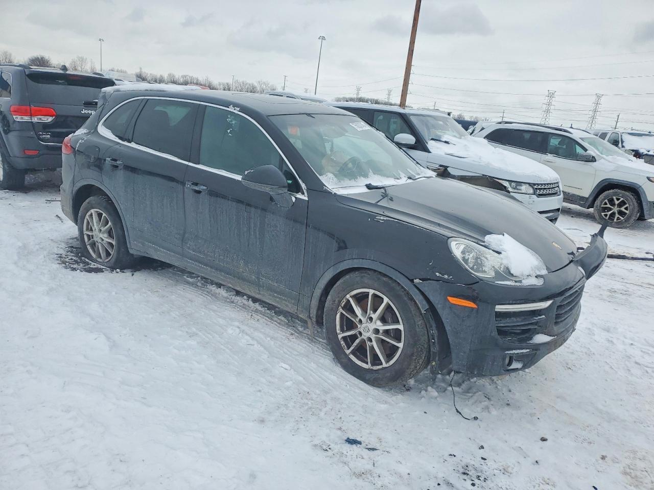 2016 PORSCHE CAYENNE
