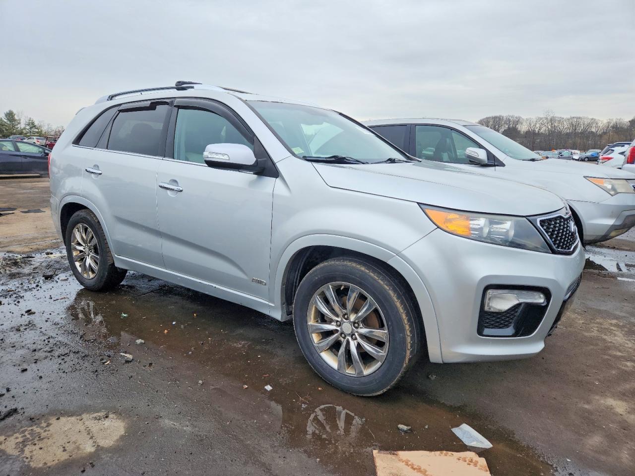 2013 KIA SORENTO