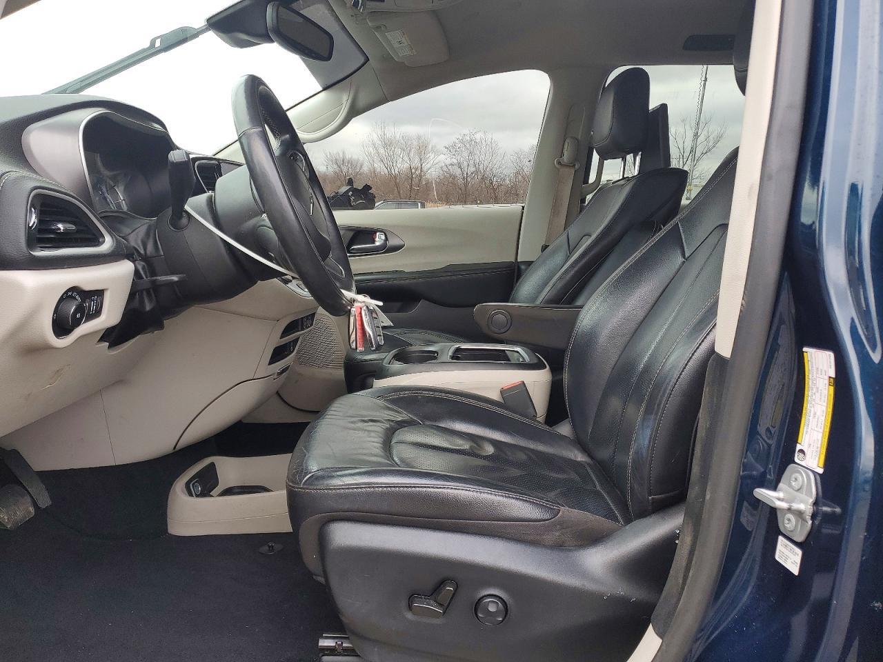 2022 CHRYSLER Pacifica