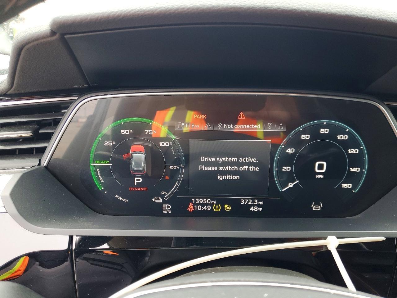 2024 AUDI Q8