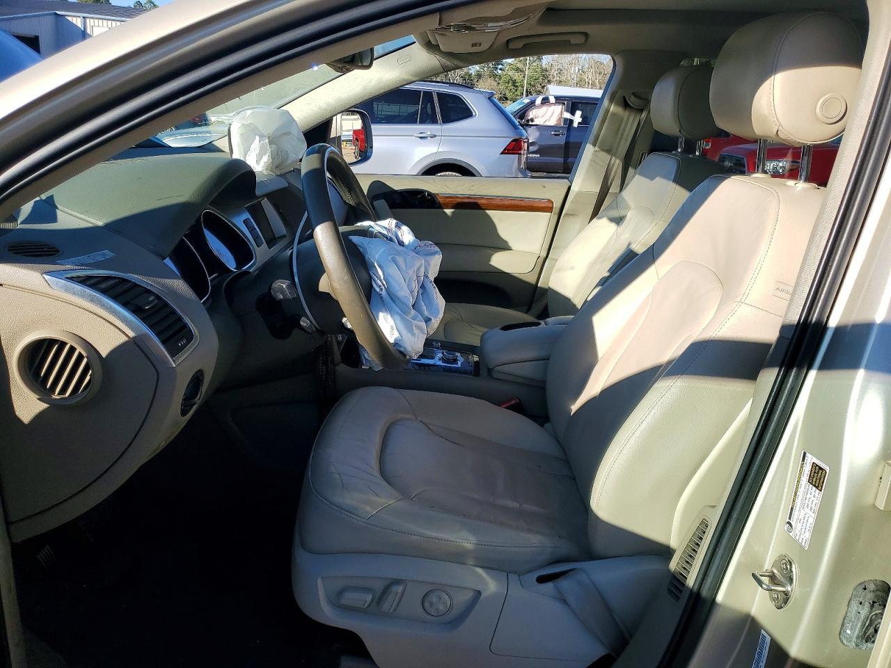 2009 AUDI Q7
