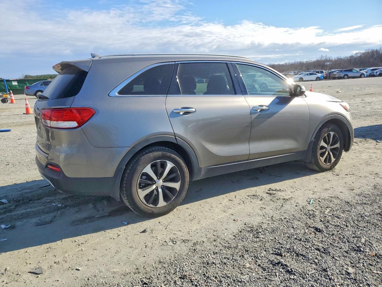 2016 KIA SORENTO