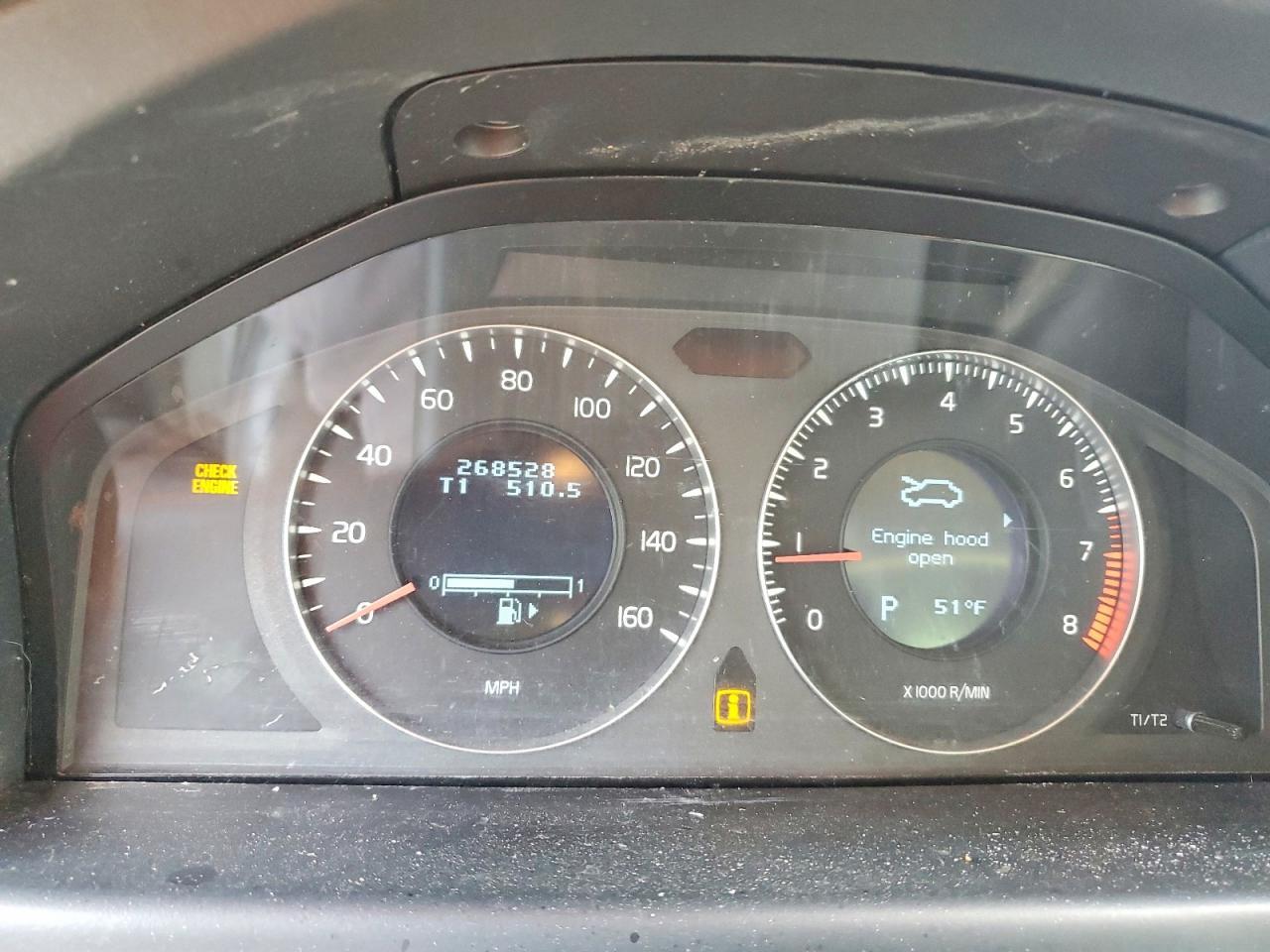 2008 VOLVO XC70