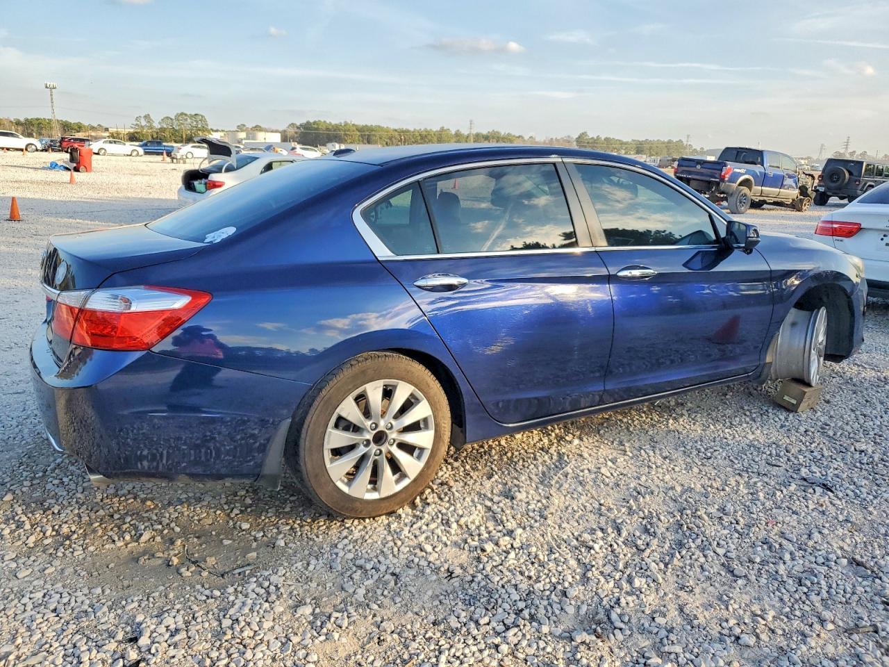 2015 HONDA ACCORD