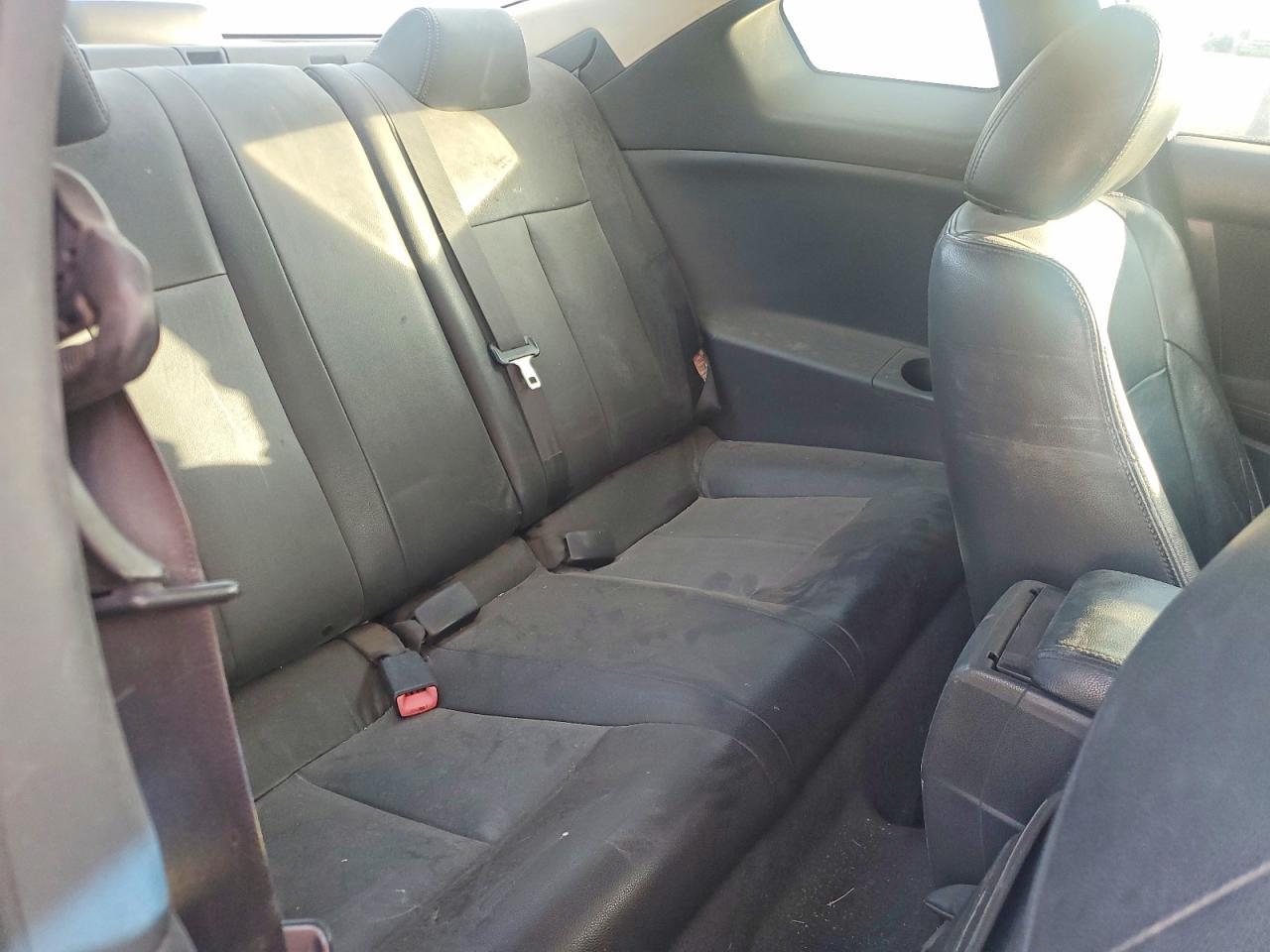 2010 NISSAN ALTIMA