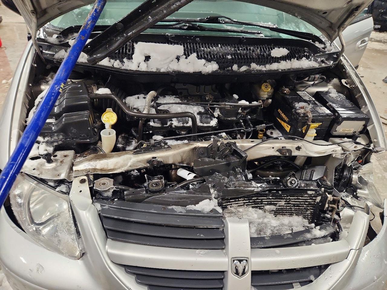 2005 DODGE CARAVAN