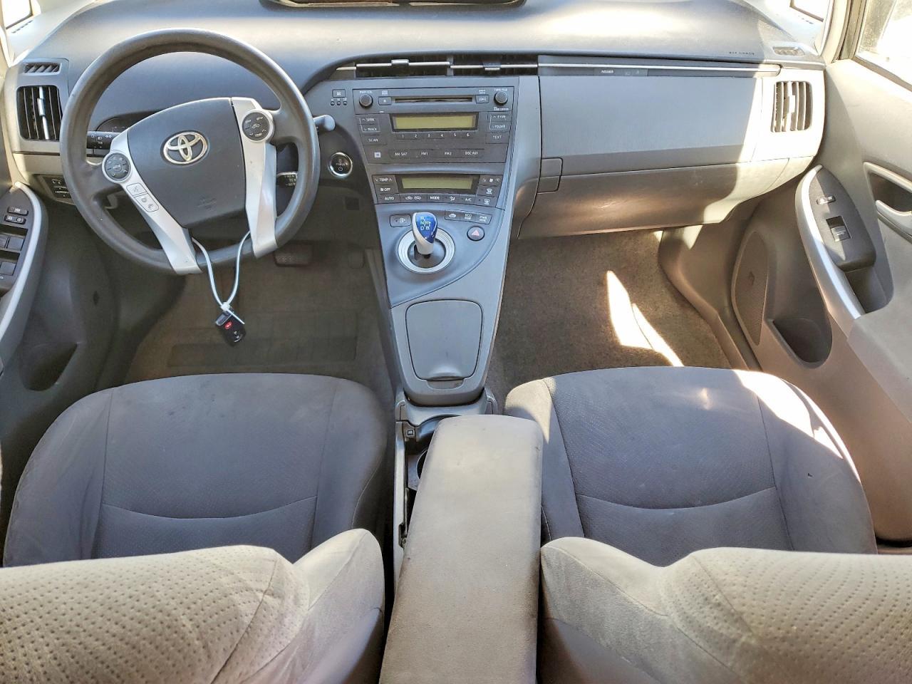 2010 TOYOTA PRIUS