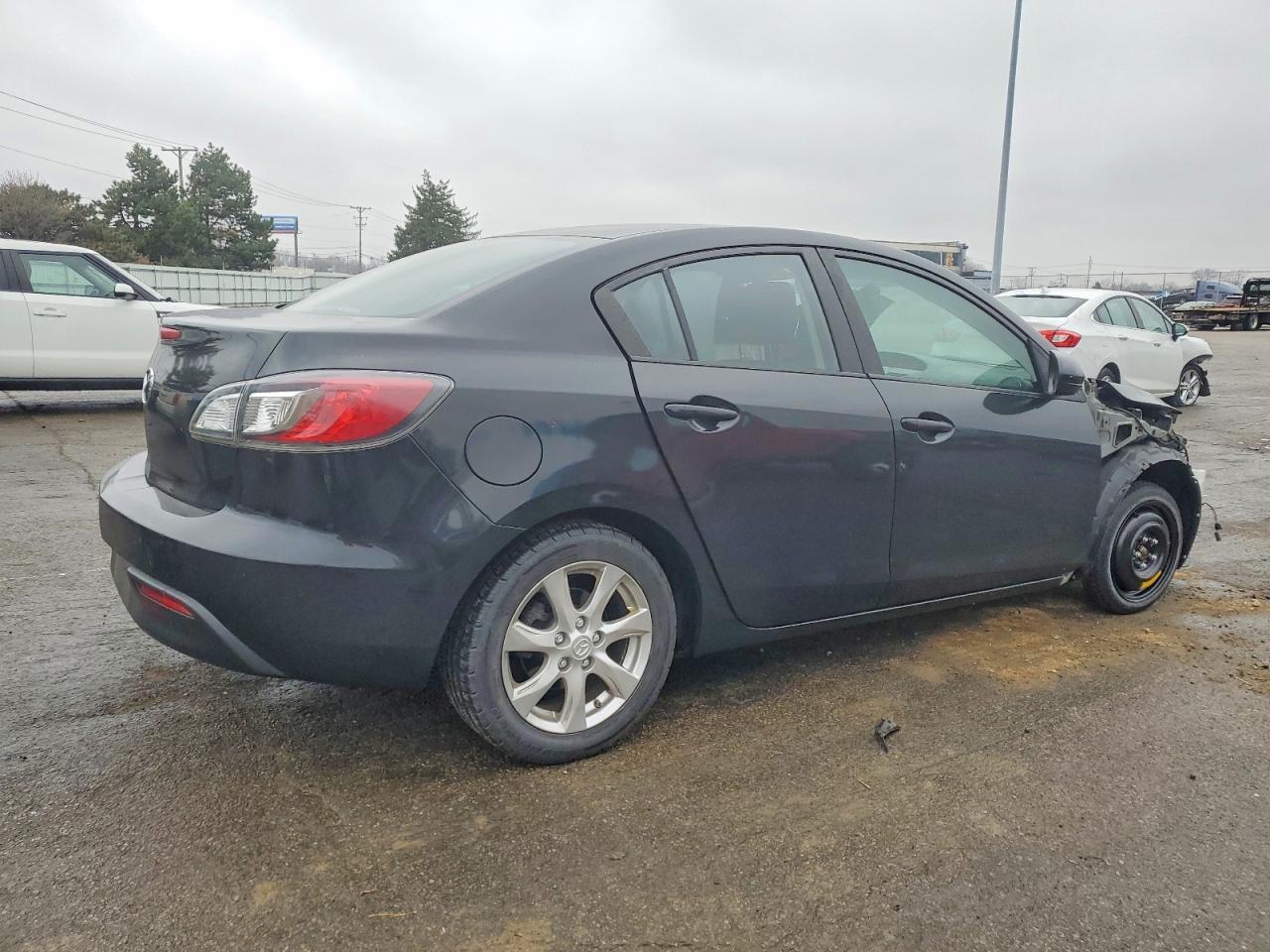 2010 MAZDA 3