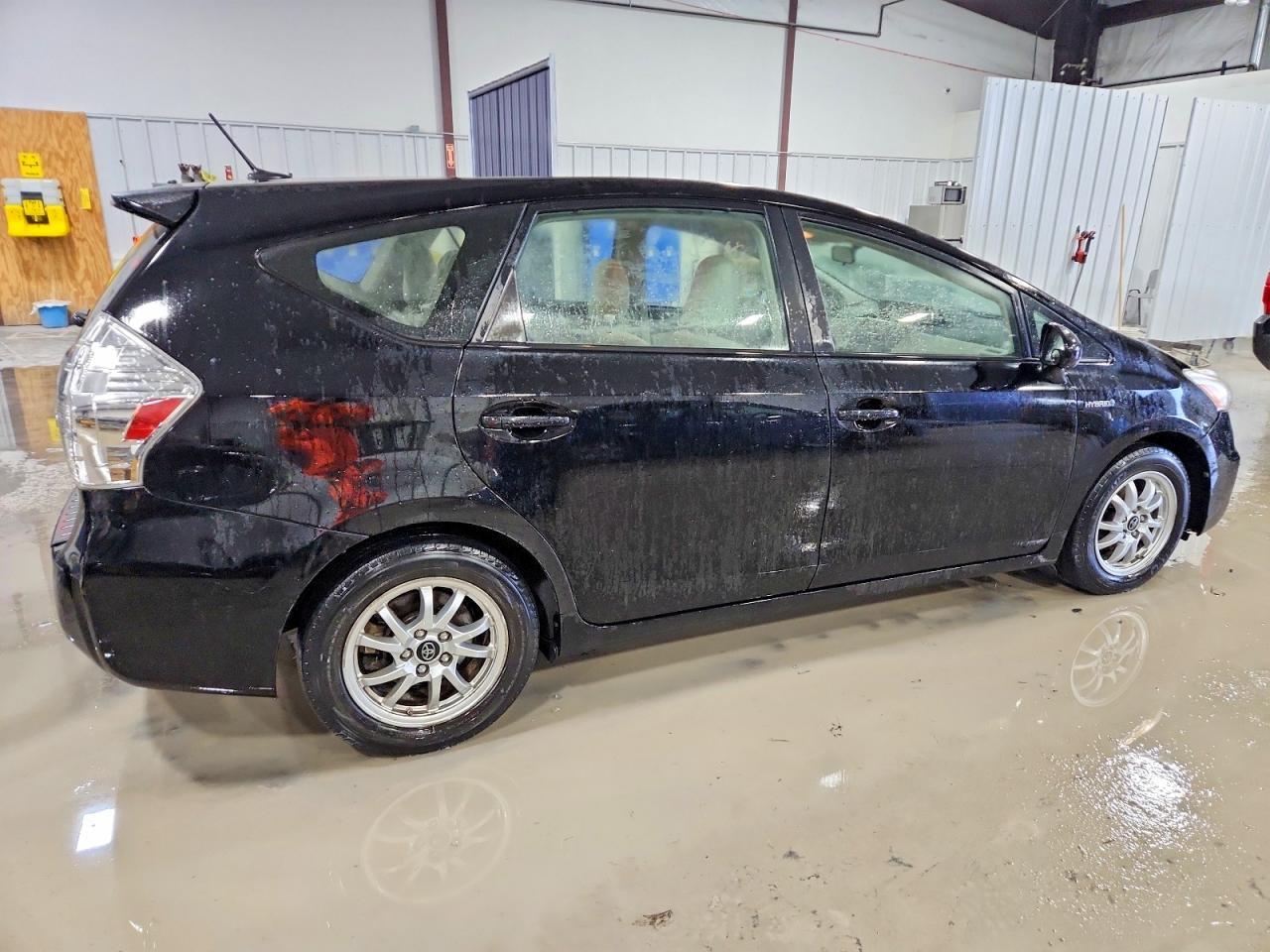 2012 TOYOTA PRIUS V