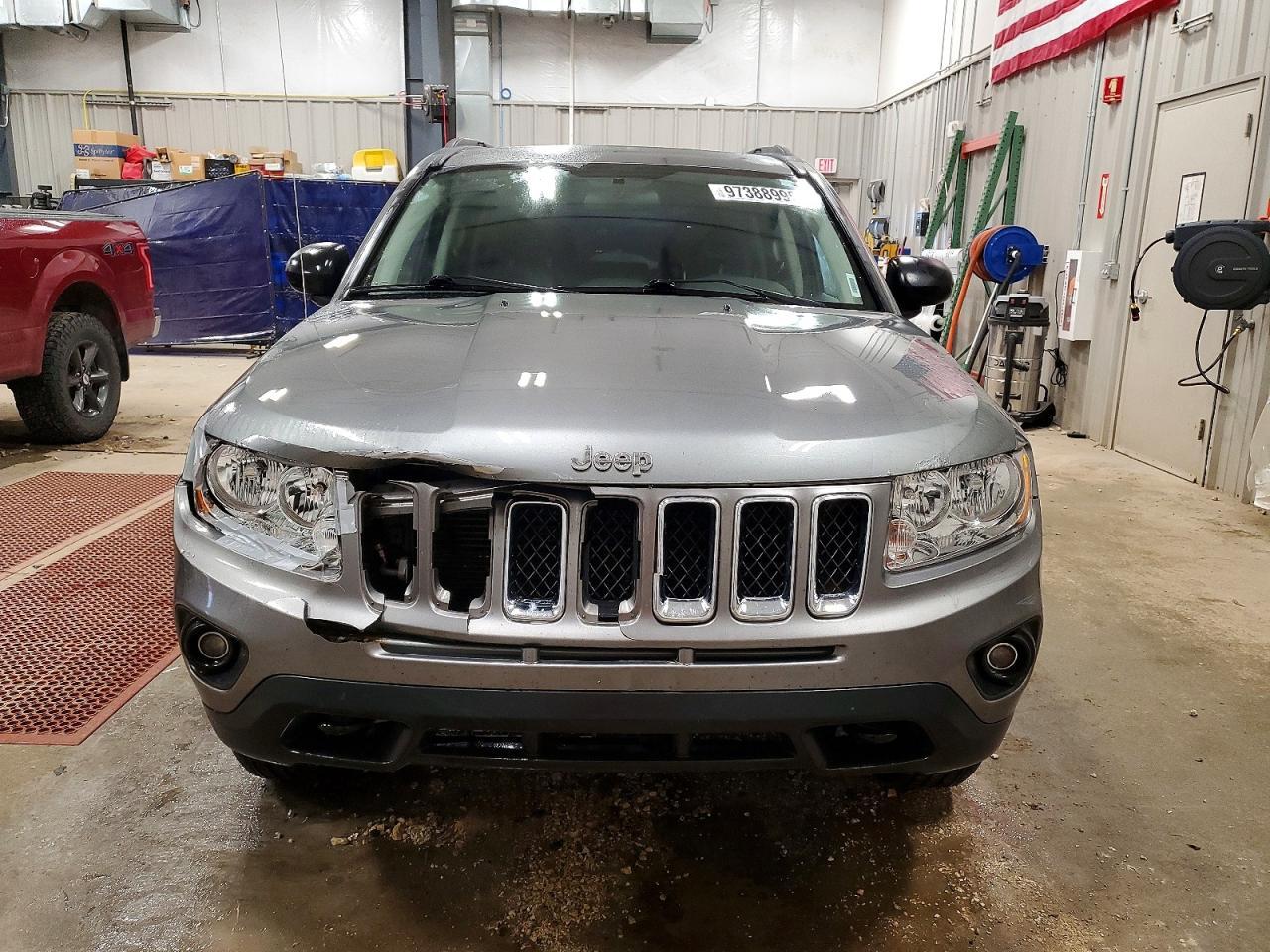 2012 JEEP Compass