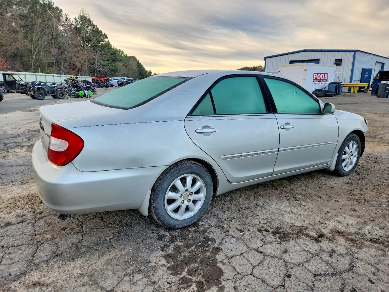 2004 TOYOTA CAMRY