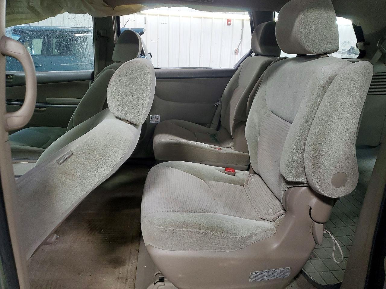 2007 TOYOTA SIENNA