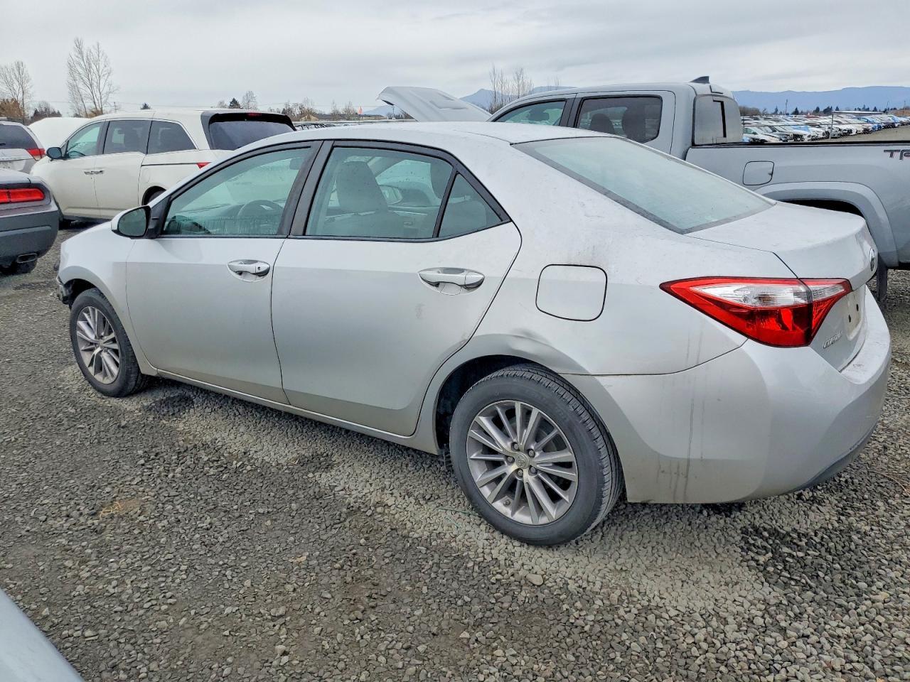 2014 TOYOTA COROLLA