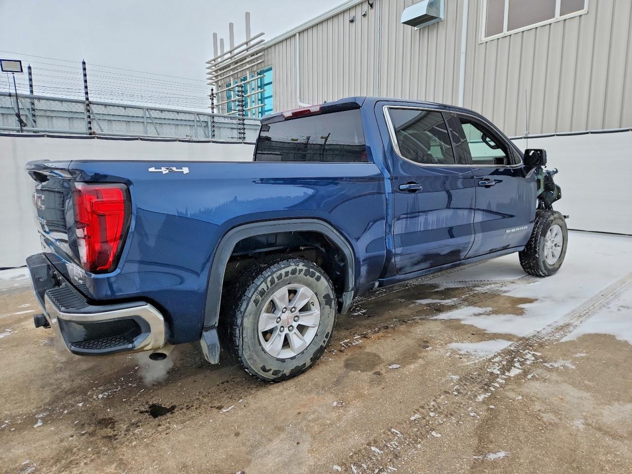 2023 GMC Sierra