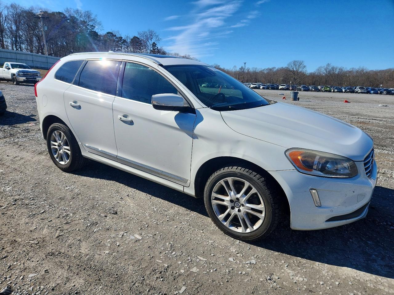 2016 VOLVO XC60