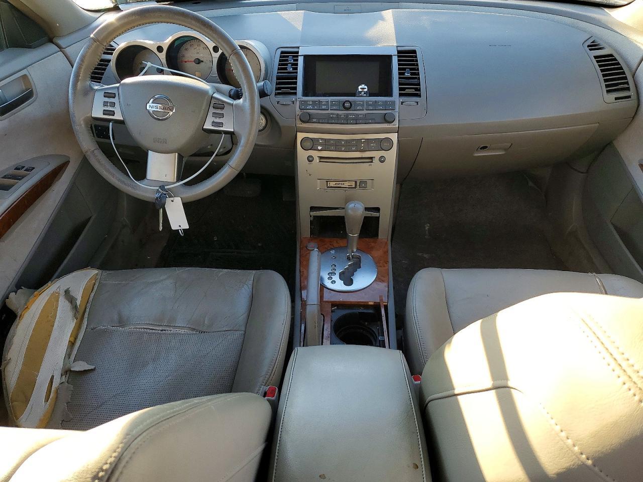 2004 NISSAN Maxima
