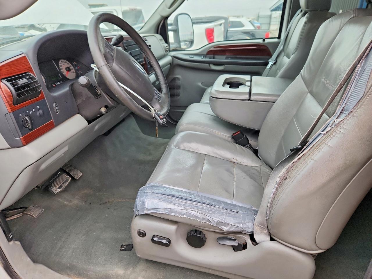 2005 FORD F-350