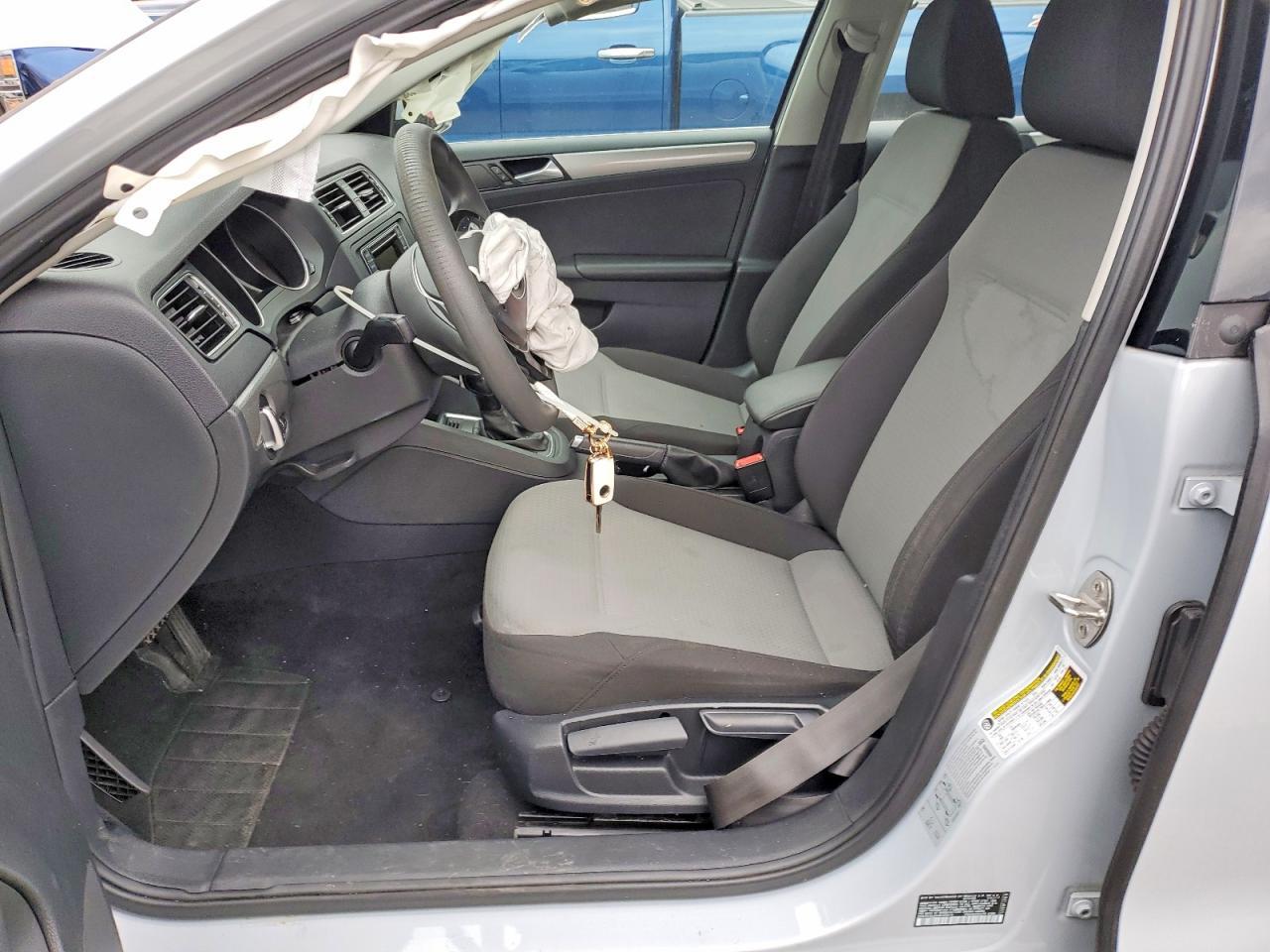 2017 VOLKSWAGEN JETTA