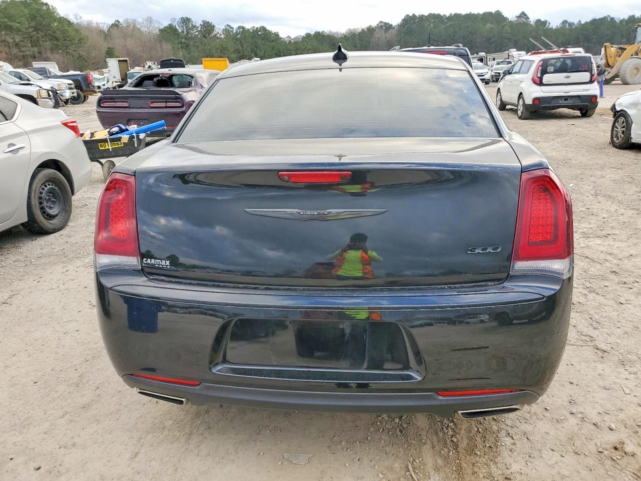 2021 CHRYSLER 300