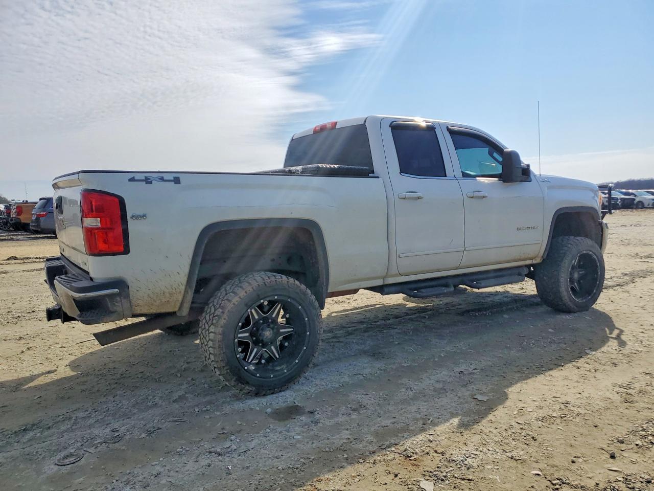 2015 GMC Sierra