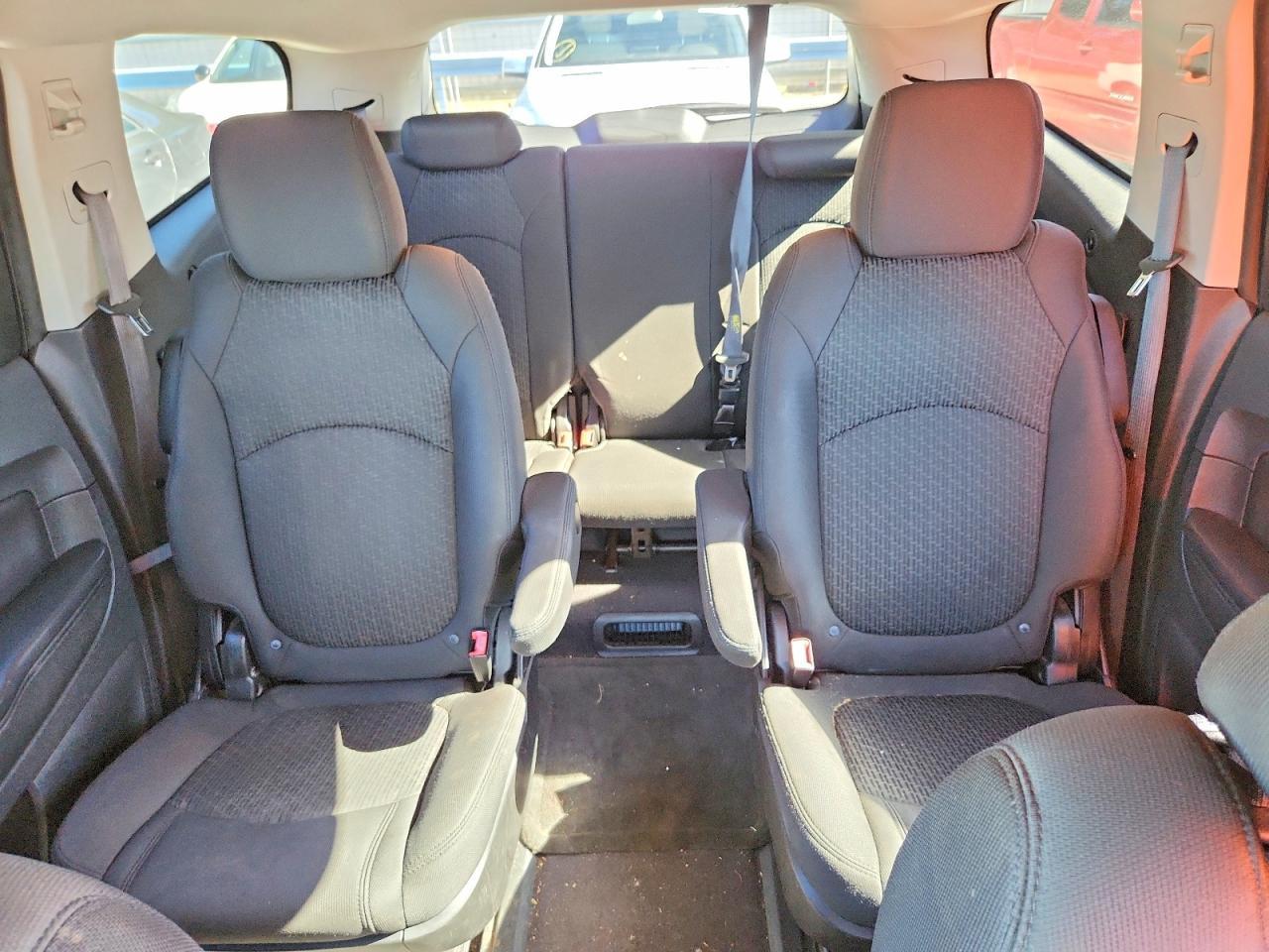 2011 CHEVROLET TRAVERSE