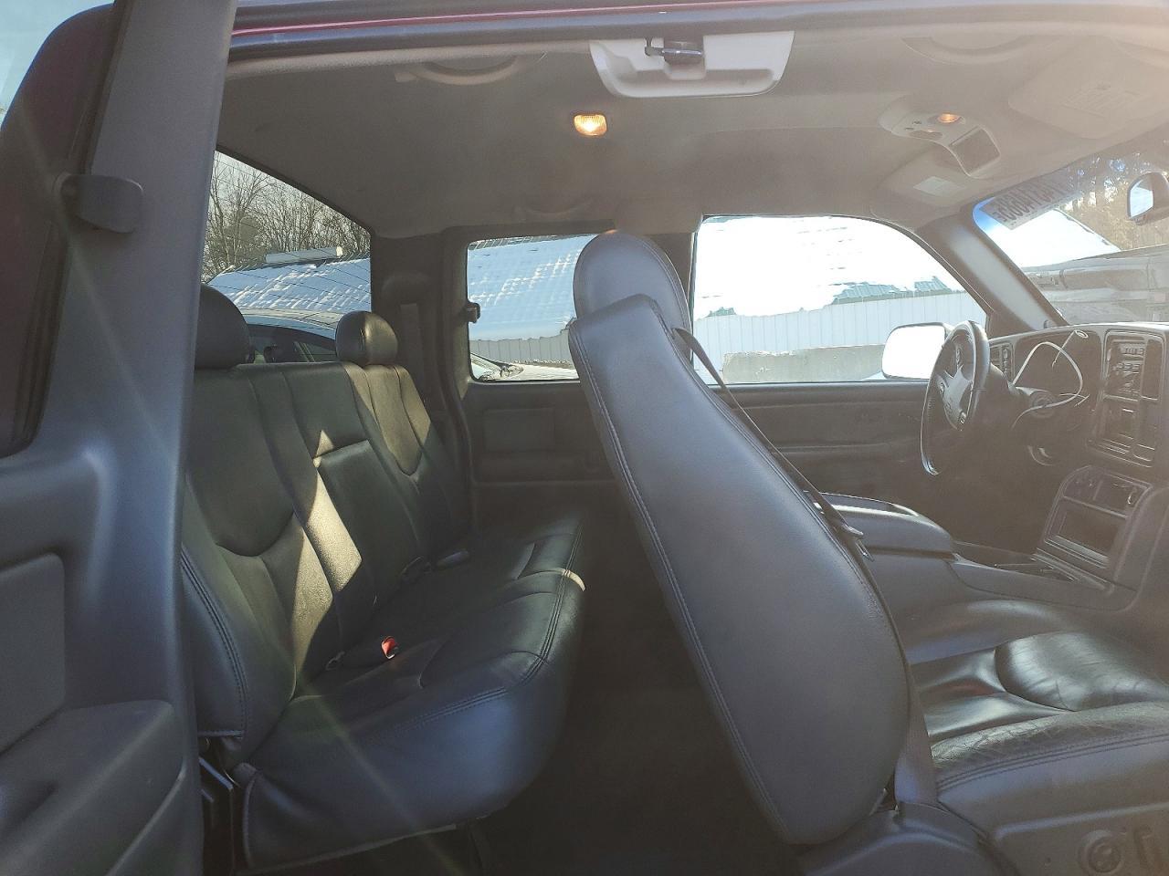 2004 CHEVROLET Silverado
