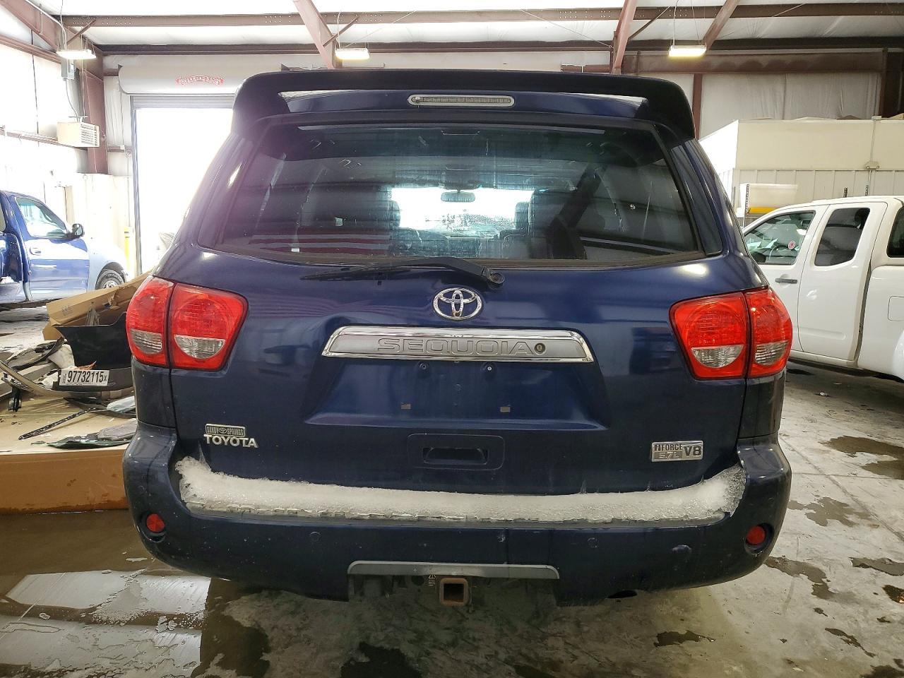 2008 TOYOTA Sequoia