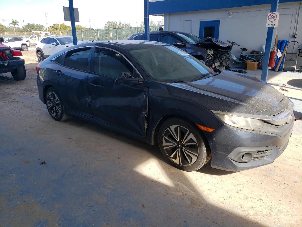 2016 HONDA CIVIC