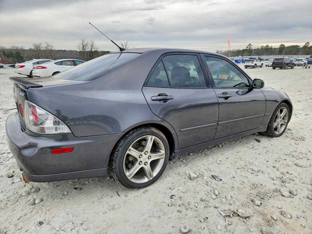 2004 LEXUS IS 300