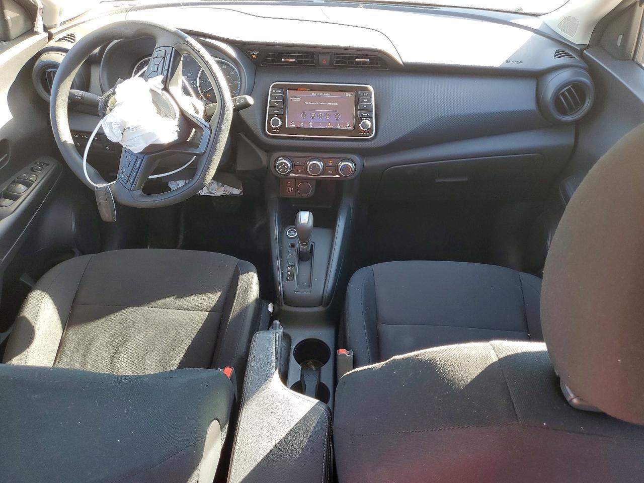 2025 NISSAN KICKS