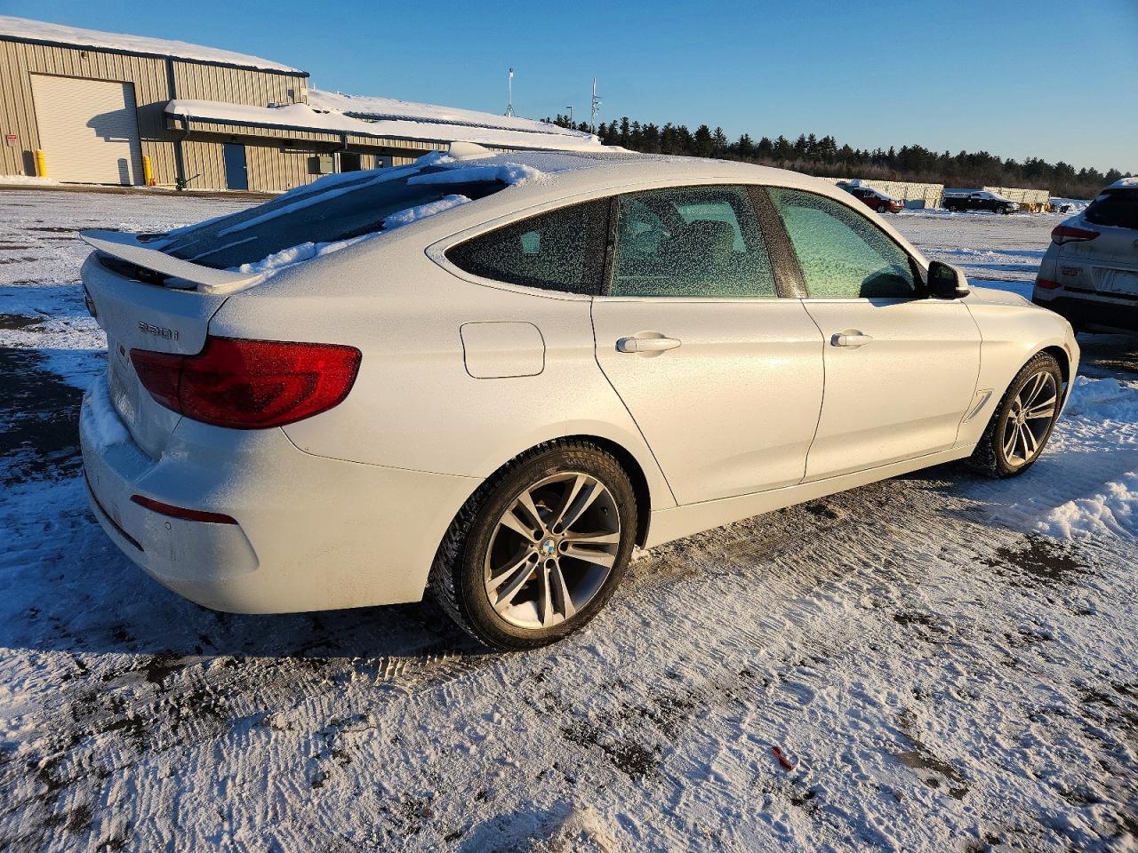 2018 BMW 3 SERIES