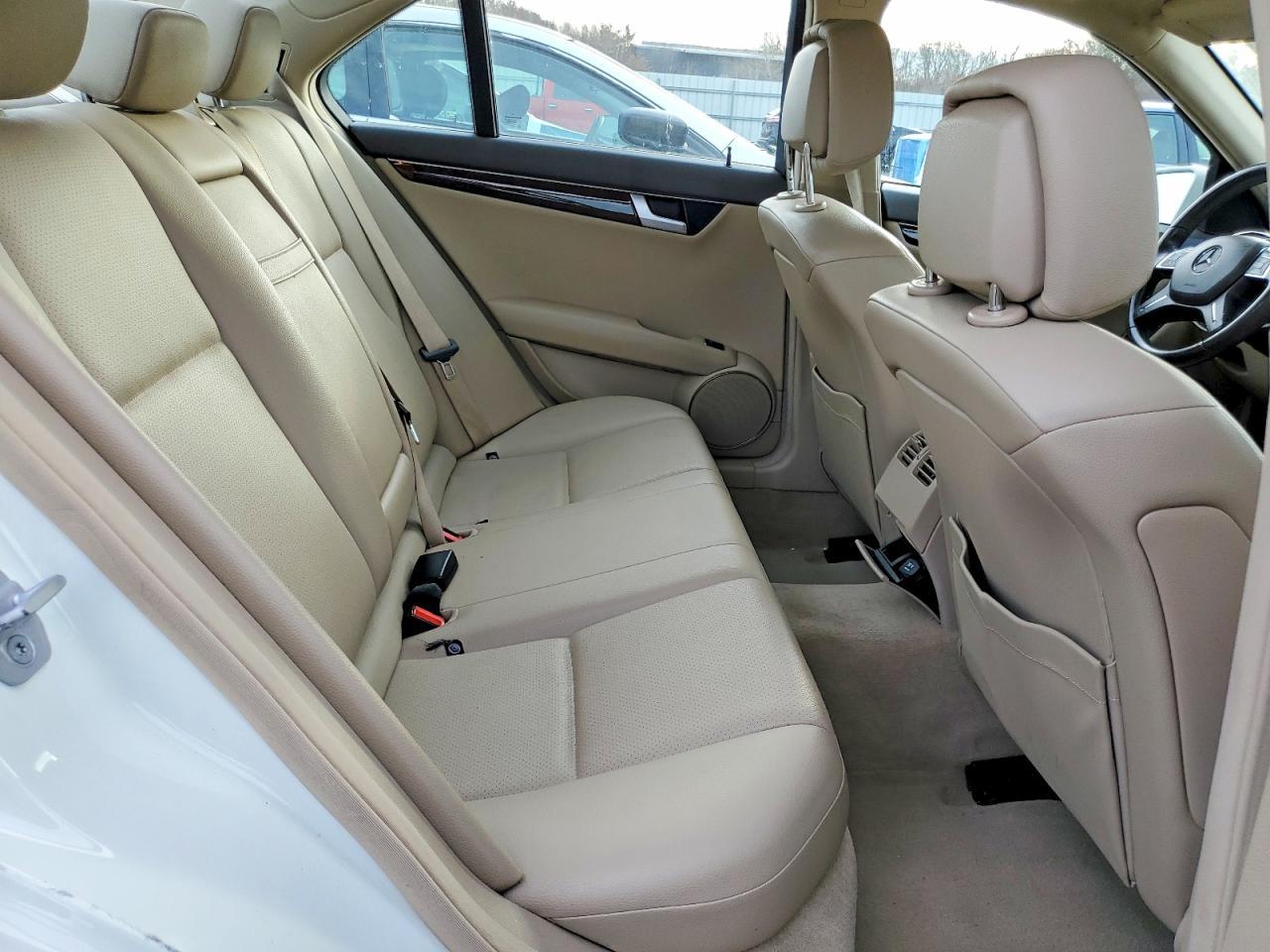 2012 MERCEDES-BENZ C-CLASS