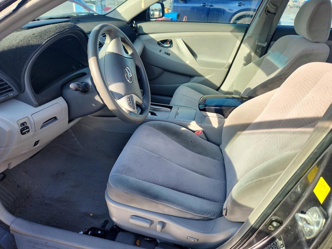 2011 TOYOTA CAMRY