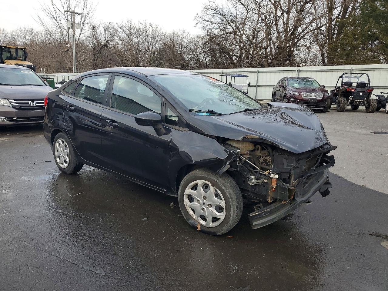 2011 FORD Fiesta