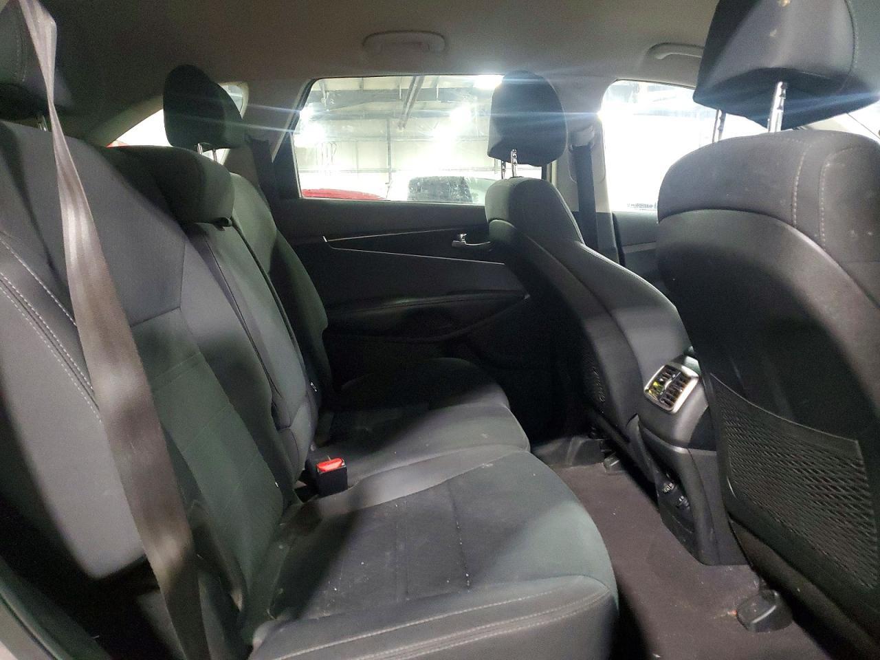 2017 KIA SORENTO